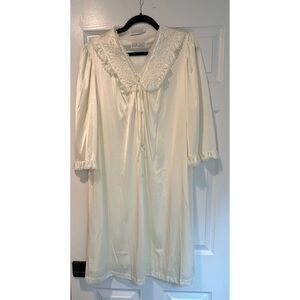 Vintage Collectibles by JCPenney Peignoir Set Nightgown Robe M